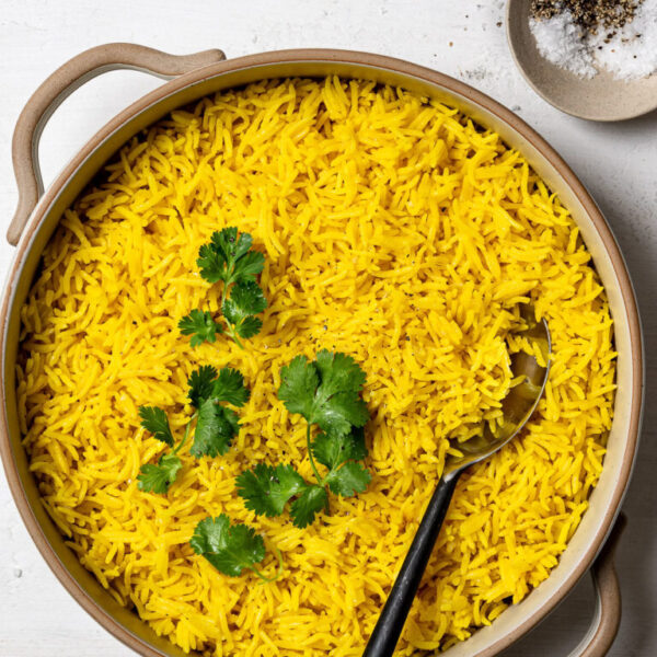 אורז צהוב עם כורכום